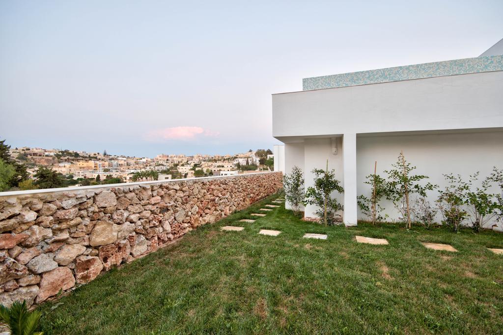 Villa Gaia - Sunset Views, Indoor Heated Pool, Sauna And Games Room Mellieħa Dış mekan fotoğraf
